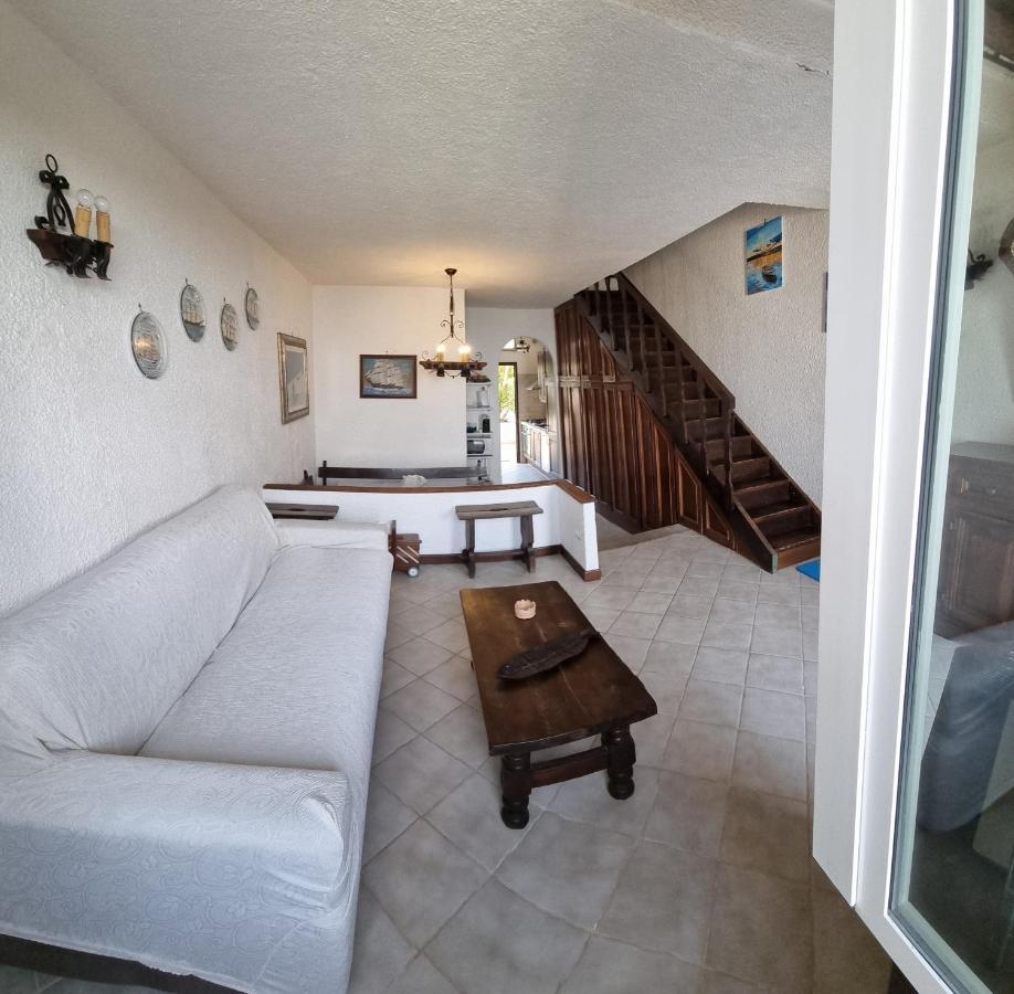 La Villa Fronte Spiaggia Bandiera Blu 斯佩隆加 外观 照片