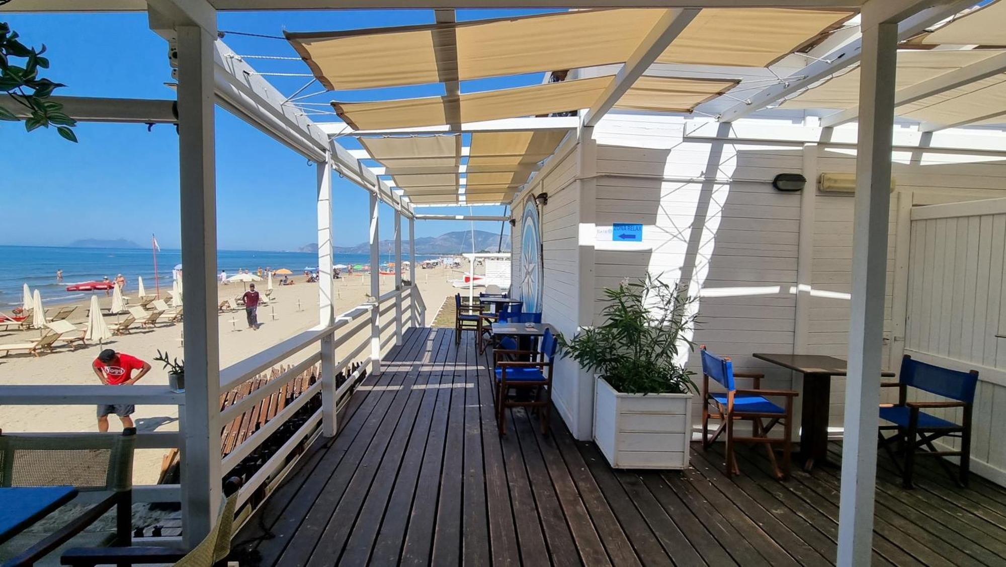 La Villa Fronte Spiaggia Bandiera Blu 斯佩隆加 外观 照片