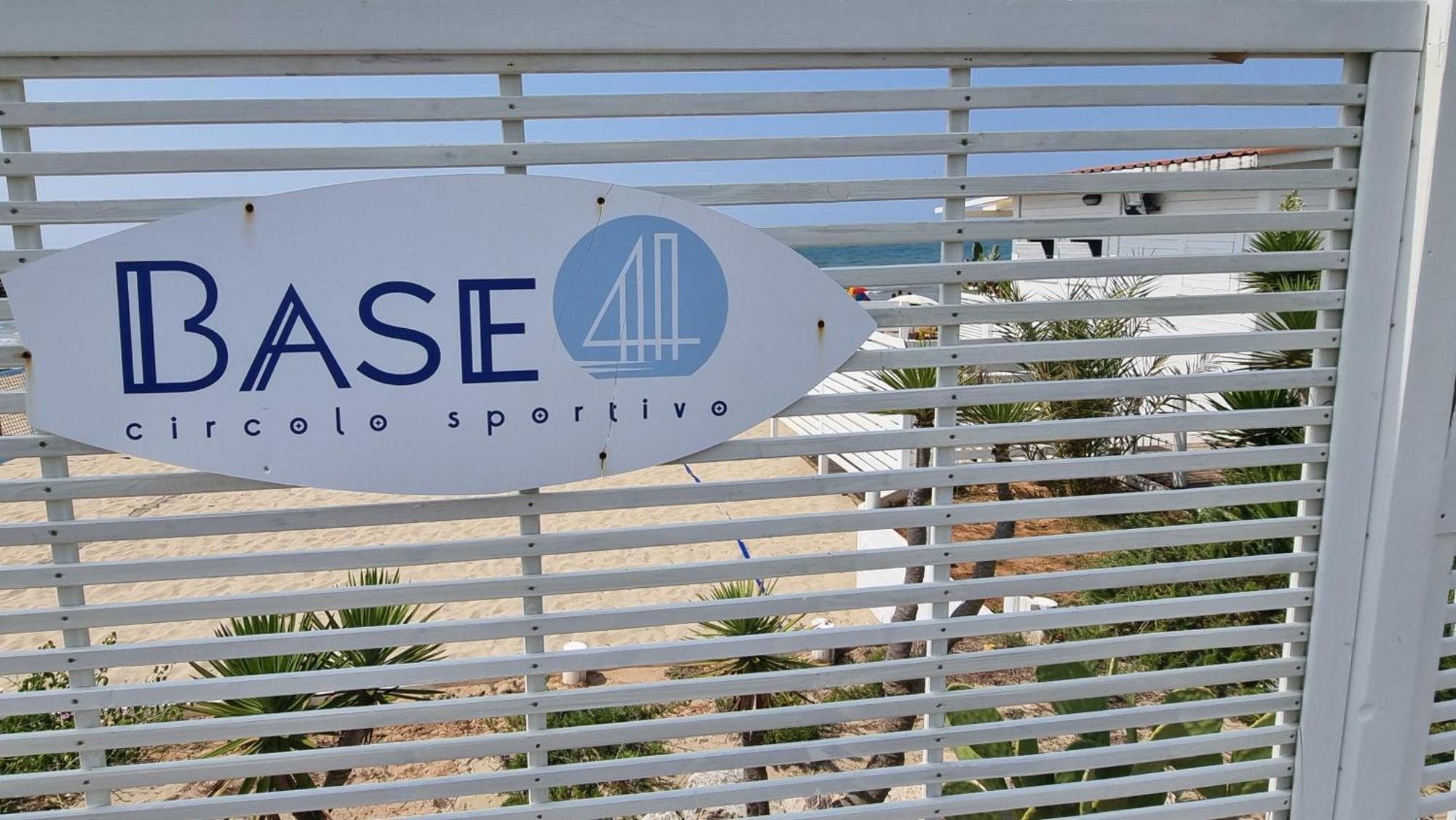 La Villa Fronte Spiaggia Bandiera Blu 斯佩隆加 外观 照片