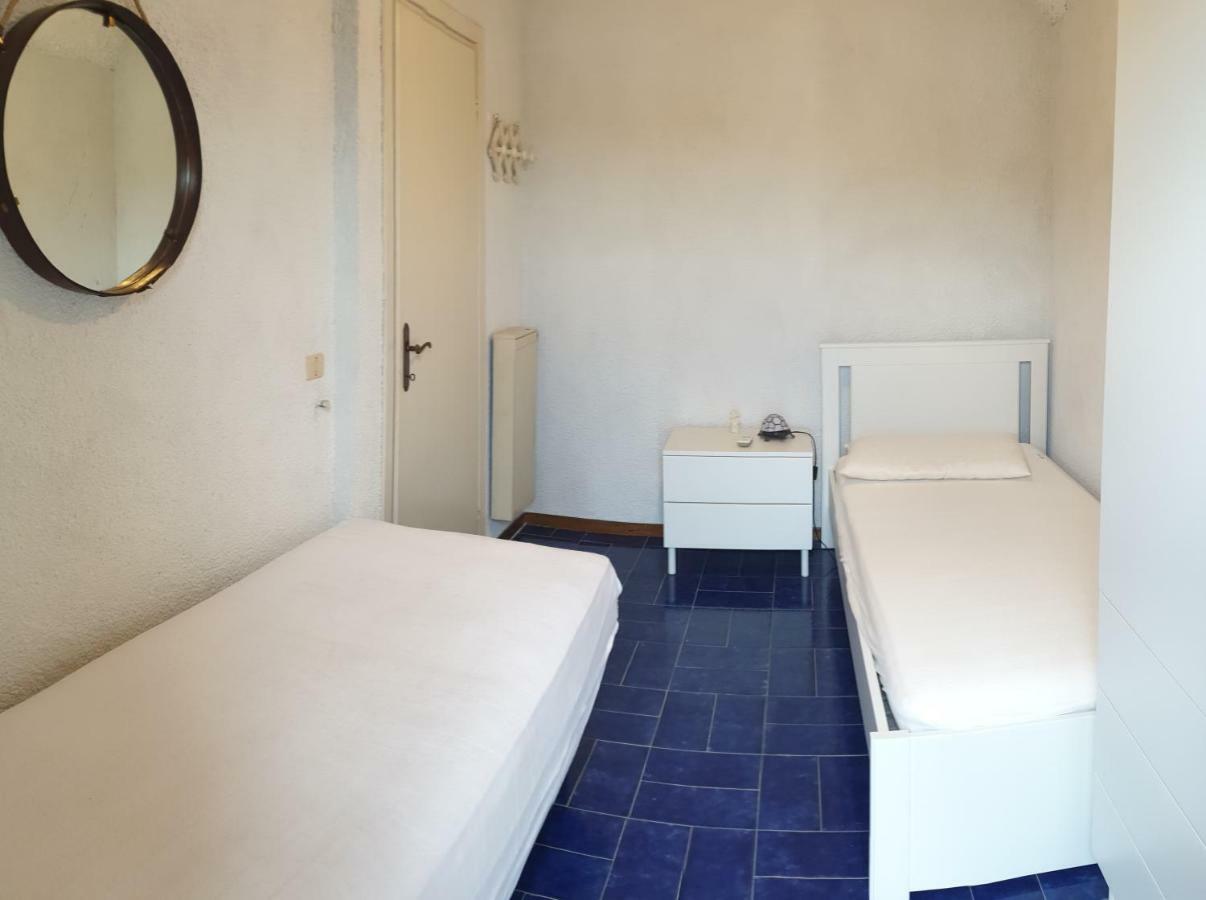 La Villa Fronte Spiaggia Bandiera Blu 斯佩隆加 外观 照片